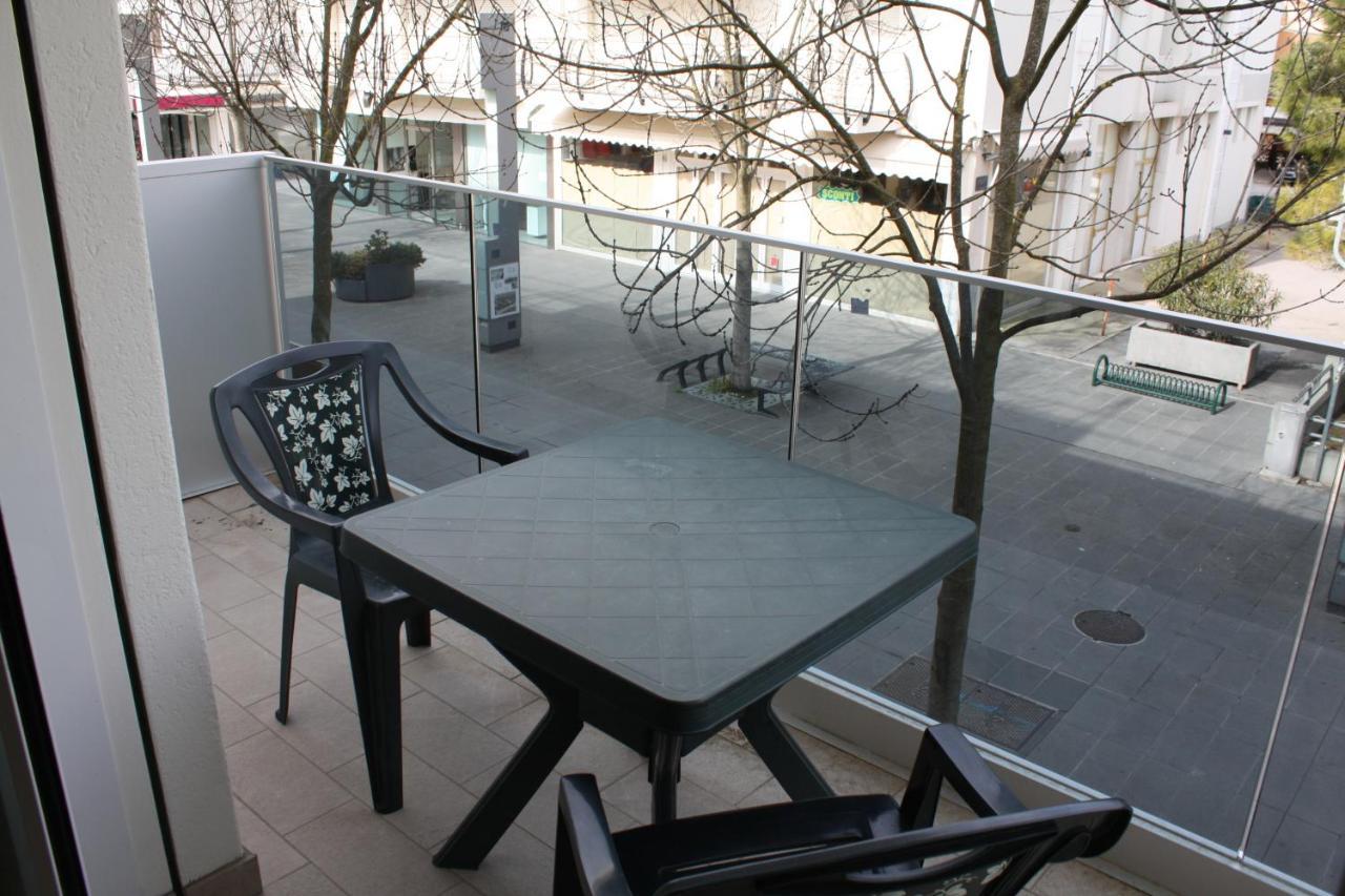 Venus Apartamento Lignano Sabbiadoro Exterior foto